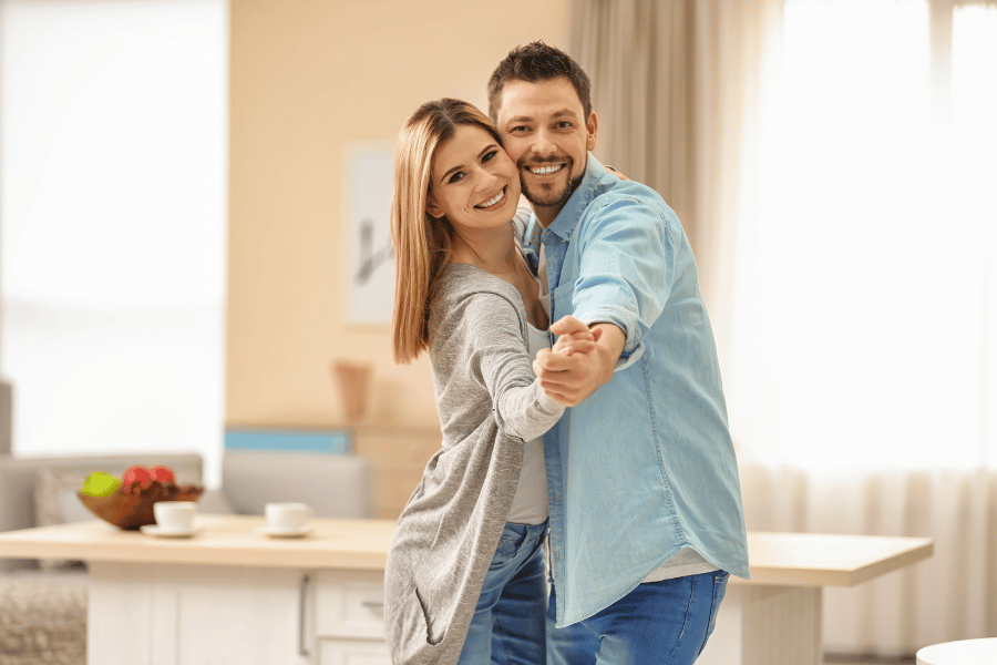 5 Decorating Tips for Couples Moving in Together